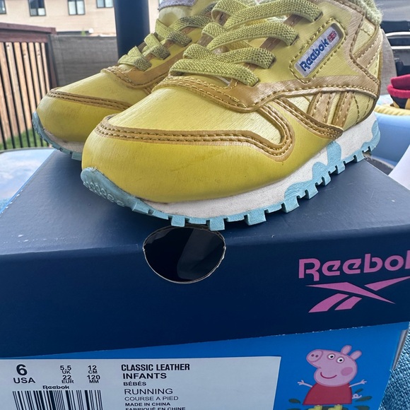 Reebok classic leather peppa pig version - Picture 3 of 3